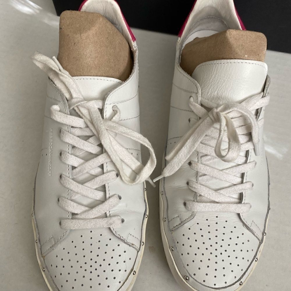EUC Rebecca Minkoff Leather sneakers. Size 9.5 Original Box - Picture 2 of 16